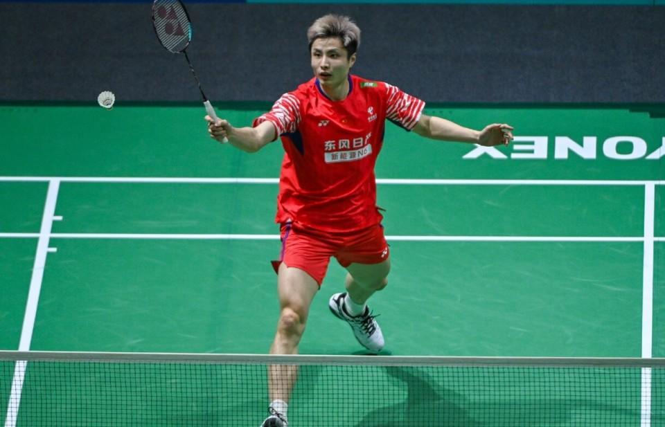 开云体育-鏖战3局惜败！头号种子石宇奇爆冷出局，止步全英公开赛首轮